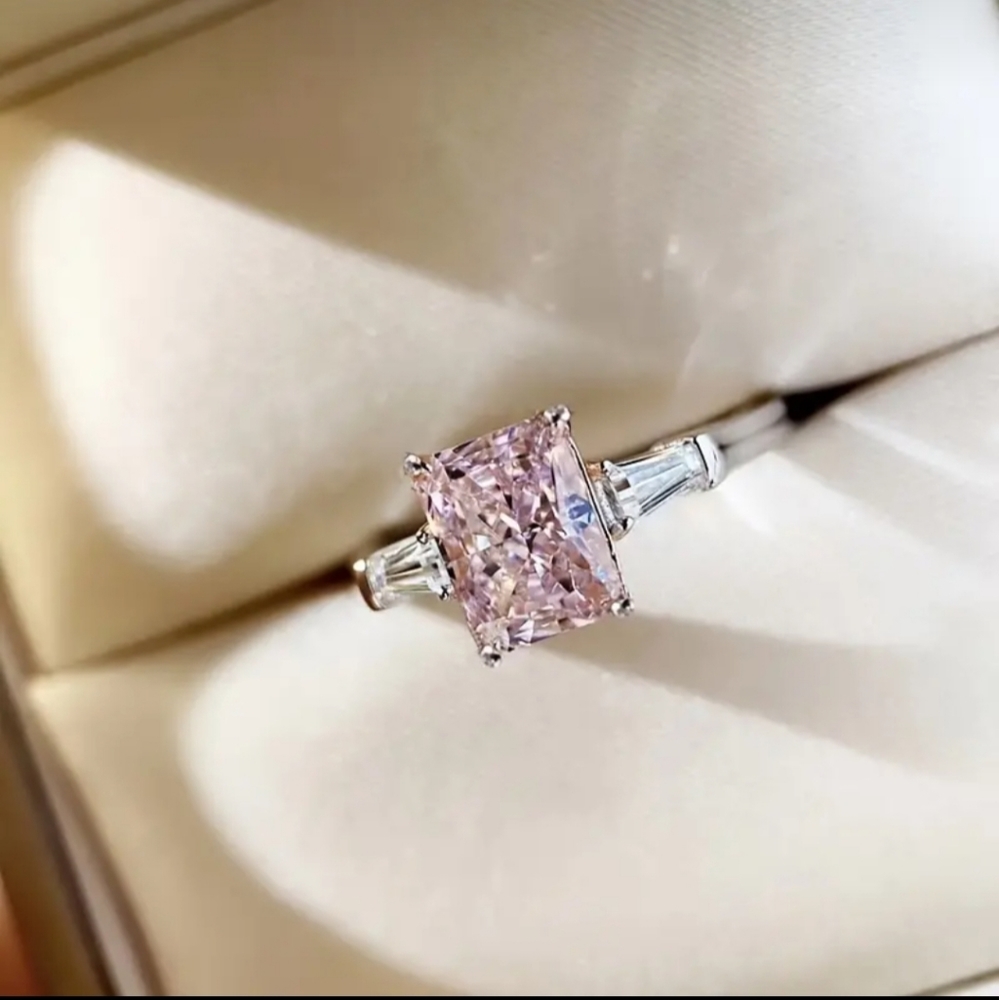 Fashion Square Pink Zircon Ring Size: 8.5 - Picture 2 of 5